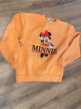 Walt Disney World Minnie Pullover